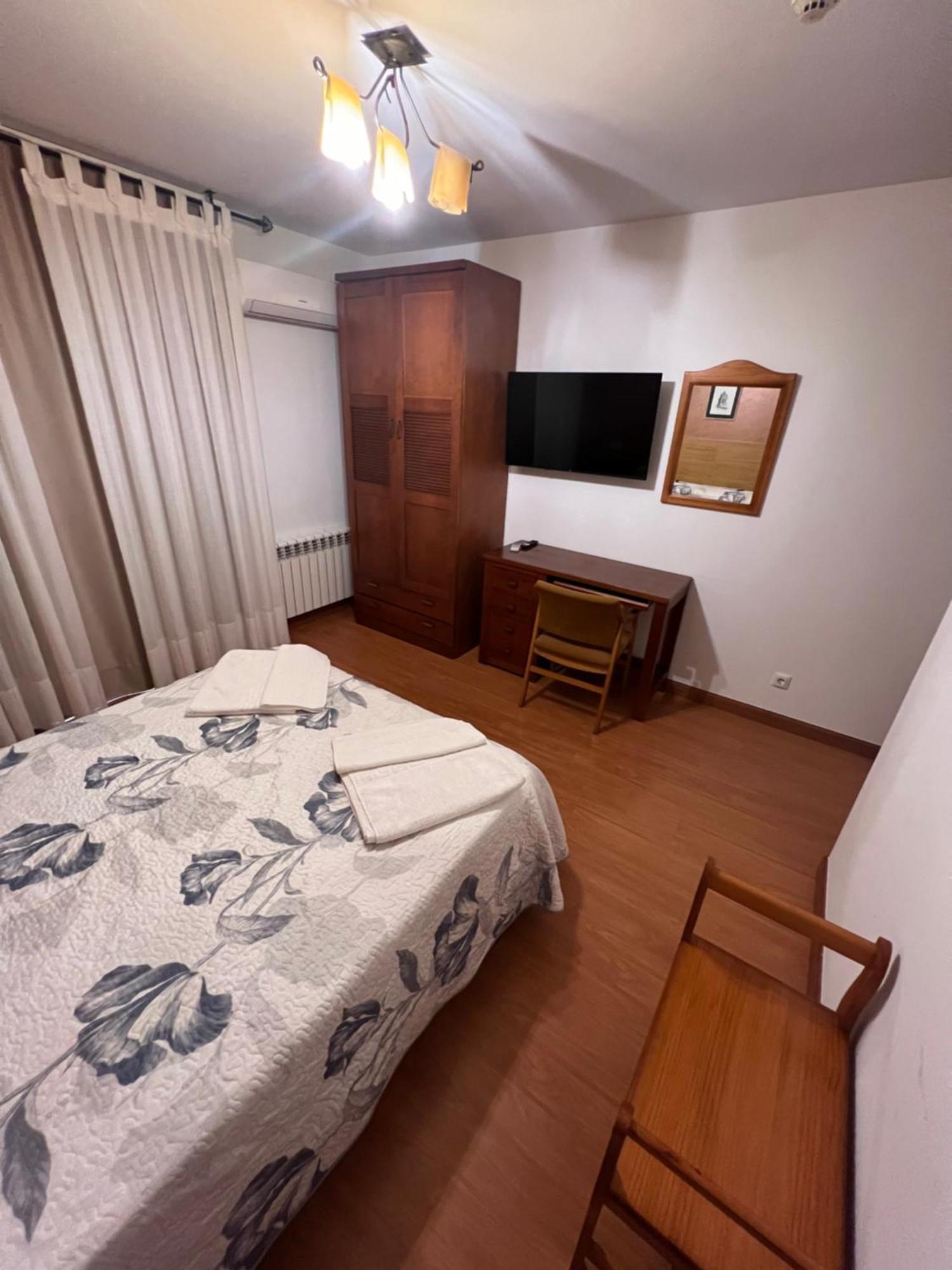 Hotel Puente De Piedra Самора Екстер'єр фото